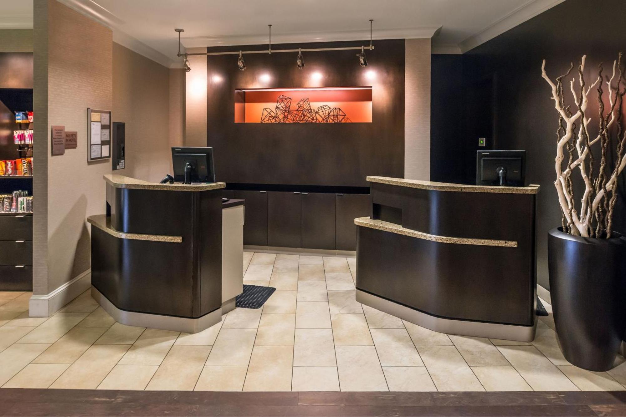 Courtyard Clemson Hotel Exterior photo